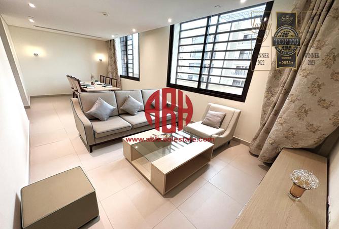 Apartment - 1 Bedroom - 2 Bathrooms for rent in Marina Tower 21 - Marina District - Lusail