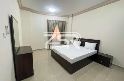 Apartment - 2 Bedrooms - 2 Bathrooms for rent in Al Mansoura - Al Mansoura - Doha