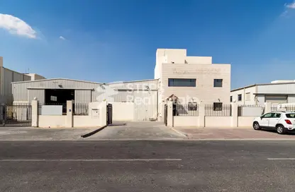 Warehouse - Studio - 6 Bathrooms for rent in East Industrial Street - Birkat Al Awamer - Al Wakra