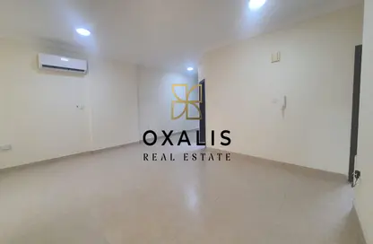 Apartment - 3 Bedrooms - 3 Bathrooms for rent in Al Ghanim - Al Ghanim - Doha