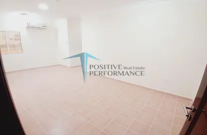 Apartment - 2 Bedrooms - 2 Bathrooms for rent in Old Airport Road - Old Airport Road - Doha