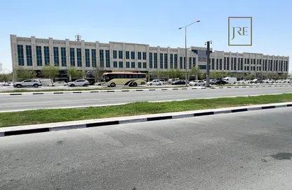 Office Space - Studio - 2 Bathrooms for rent in Al Maamoura - Al Maamoura - Doha