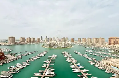 Apartment - 2 Bedrooms - 3 Bathrooms for rent in Tower 27 - Porto Arabia - The Pearl Island - Doha