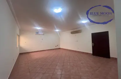 Apartment - 2 Bedrooms - 2 Bathrooms for rent in Al Muntazah Street - Al Muntazah - Doha