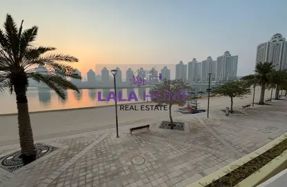 Townhouse - 2 Bedrooms - 3 Bathrooms for rent in Viva West - Viva Bahriyah - The Pearl Island - Doha