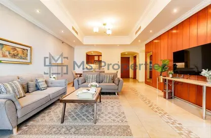 Apartment - 2 Bedrooms - 3 Bathrooms for sale in West Porto Drive - Porto Arabia - The Pearl Island - Doha