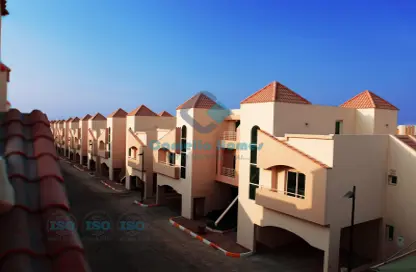 Compound - 4 Bedrooms - 5 Bathrooms for rent in Abu Sidra - Al Rayyan - Doha