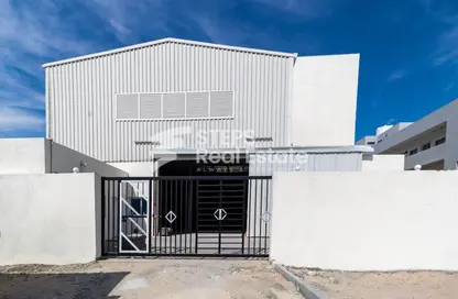 Warehouse - Studio for rent in Industrial Area 4 - Industrial Area - Industrial Area - Doha