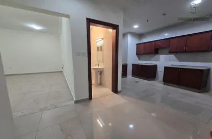 Apartment - 2 Bedrooms - 3 Bathrooms for rent in Retaj Building - C-Ring Road - Al Sadd - Doha