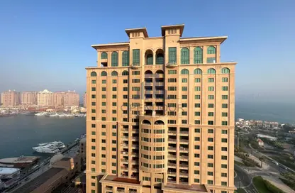 Apartment - 1 Bedroom - 2 Bathrooms for rent in Tower 10 - Abraj Quartiers - The Pearl Island - Doha