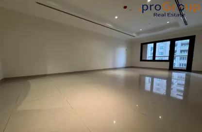 Apartment - 1 Bedroom - 2 Bathrooms for rent in East Porto Drive - Porto Arabia - The Pearl Island - Doha