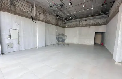 Shop - Studio - 1 Bathroom for rent in Al Nuaija Street - Al Nuaija - Doha