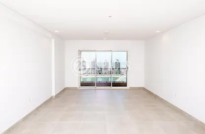 Apartment - 1 Bedroom - 2 Bathrooms for sale in Viva East - Viva Bahriyah - The Pearl Island - Doha