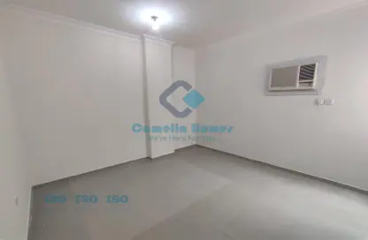 Apartment - 2 Bedrooms - 2 Bathrooms for rent in Al Mansoura - Al Mansoura - Doha