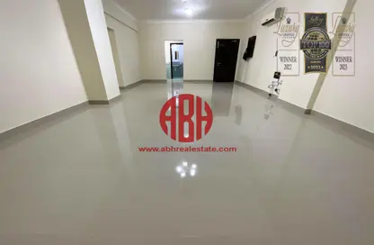 Apartment - 3 Bedrooms - 4 Bathrooms for rent in Al Jazeera Street - Fereej Bin Mahmoud North - Fereej Bin Mahmoud - Doha