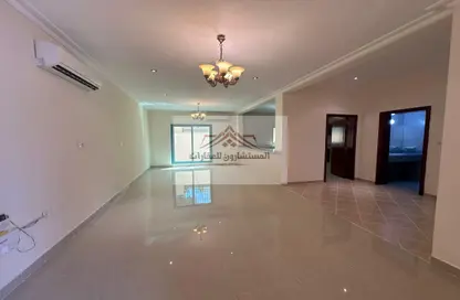 Villa - 5 Bedrooms - 4 Bathrooms for rent in Al Thumama - Al Thumama - Doha