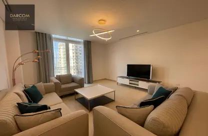 Apartment - 2 Bedrooms - 3 Bathrooms for rent in Floresta Gardens - Floresta Gardens - The Pearl Island - Doha