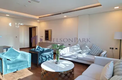 Apartment - 3 Bedrooms - 5 Bathrooms for rent in Giardino Gardens - Giardino Villas - The Pearl Island - Doha