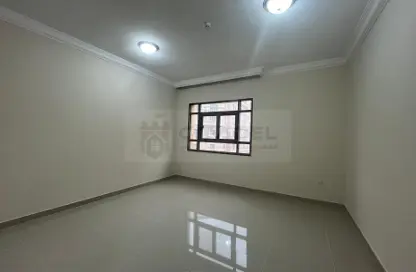 Apartment - 3 Bedrooms - 3 Bathrooms for rent in Al Mansoura - Al Mansoura - Doha