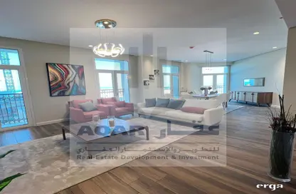 Apartment - 2 Bedrooms - 2 Bathrooms for sale in Floresta Gardens - The Pearl Island - Doha