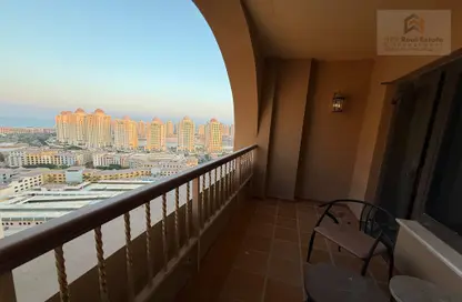 Apartment - 2 Bedrooms - 3 Bathrooms for sale in Tower 24 - Tower 24 - The Pearl Island - Doha