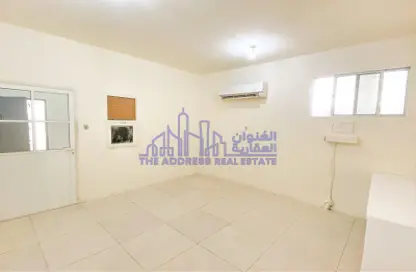 Apartment - 1 Bedroom - 1 Bathroom for rent in Umm Al Seneem Street - Ain Khaled - Doha