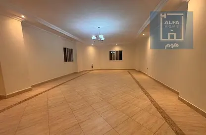 Apartment - 2 Bedrooms - 2 Bathrooms for rent in Al Sadd Road - Al Sadd - Doha