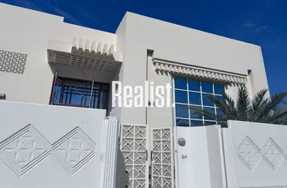 Villa - 5 Bedrooms - 6 Bathrooms for rent in Al Markhiya Street - Al Markhiya - Doha