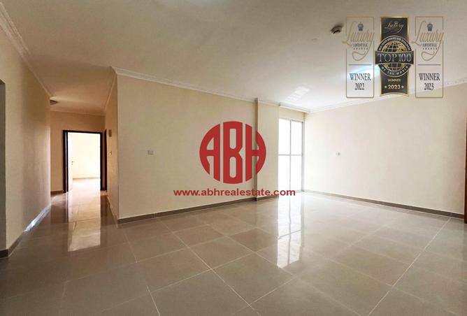 Apartment - 3 Bedrooms - 2 Bathrooms for rent in Souk Merqab - Al Nasr - Doha