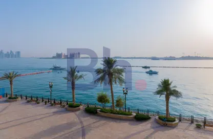 Townhouse - 2 Bedrooms - 3 Bathrooms for rent in Porto Arabia Townhouses - Porto Arabia - The Pearl Island - Doha