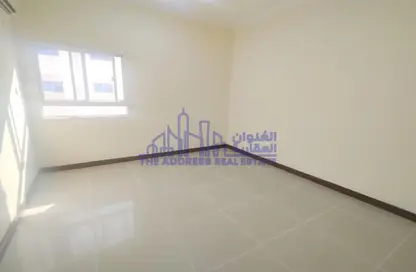 Apartment - 2 Bedrooms - 2 Bathrooms for rent in OqbaBin Nafie Steet - Old Airport Road - Doha