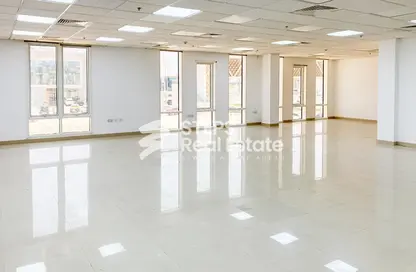 Office Space - Studio - 2 Bathrooms for rent in Street 871 - Al Duhail South - Al Duhail - Doha