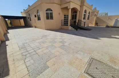 Villa - 3 Bedrooms - 4 Bathrooms for rent in Al Thakhira - Al Khor