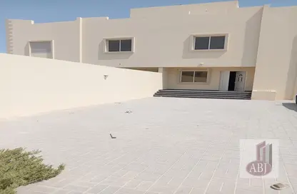 Villa - 6 Bedrooms - 6 Bathrooms for rent in Al Kharaitiyat - Umm Salal Mohammed