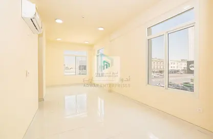 شقة - 3 غرف نوم - 2 حمامات للايجار في مدينة خليفة شمال - مدينة خليفة - الدوحة