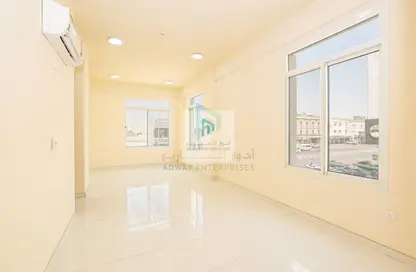 Apartment - 3 Bedrooms - 2 Bathrooms for rent in Madinat Khalifa North - Madinat Khalifa - Doha