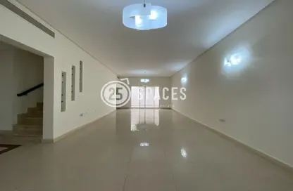 Villa - 4 Bedrooms - 6 Bathrooms for rent in Les Roses 1 - Les Roses Compound - Doha