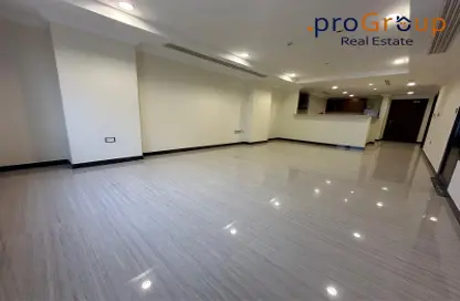 Apartment - 1 Bedroom - 2 Bathrooms for rent in East Porto Drive - Porto Arabia - The Pearl Island - Doha