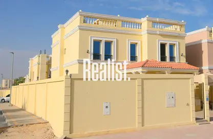 Villa - Studio - 5 Bathrooms for rent in Street 870 - Al Duhail South - Al Duhail - Doha