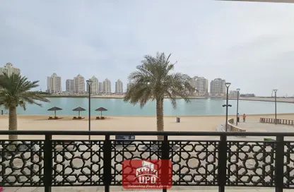 Townhouse - 1 Bedroom - 2 Bathrooms for rent in Viva West - Viva Bahriyah - The Pearl Island - Doha