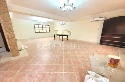 Villa - 3 Bedrooms - 3 Bathrooms for rent in Bu Hamour Street - Abu Hamour - Doha