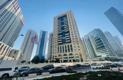 Apartment - 2 Bedrooms - 3 Bathrooms for rent in Central Business District - West Bay - Doha