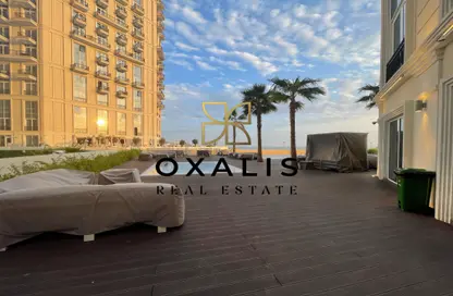 Apartment - 2 Bedrooms - 3 Bathrooms for rent in Floresta Gardens - Floresta Gardens - The Pearl Island - Doha