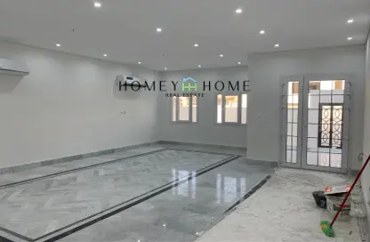 Villa for sale in Al Kheesa - Al Kheesa - Umm Salal Mohammed