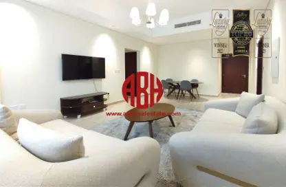 Apartment - 2 Bedrooms - 3 Bathrooms for rent in Giardino Apartments - The Pearl Island - Doha