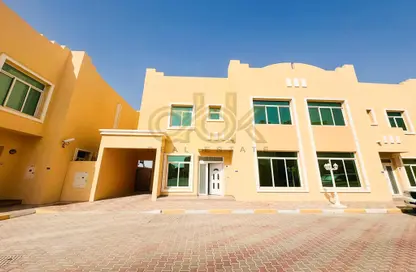 Villa - 5 Bedrooms - 4 Bathrooms for rent in Al Kheesa - Al Kheesa - Umm Salal Mohammed