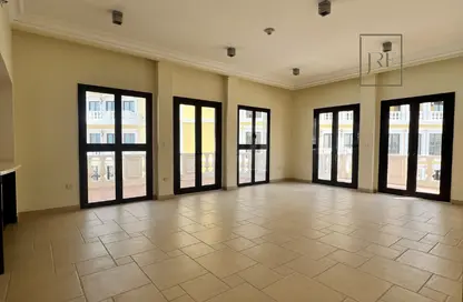 Apartment - 3 Bedrooms - 4 Bathrooms for sale in Qanat Quartier - The Pearl Island - Doha