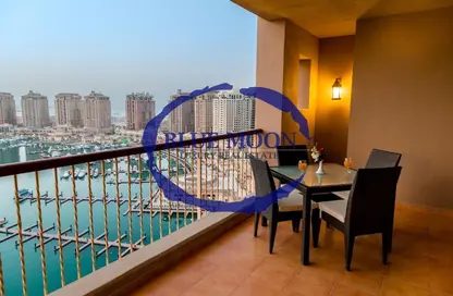 Apartment - 2 Bedrooms - 3 Bathrooms for rent in Tower 29 - Porto Arabia - The Pearl Island - Doha