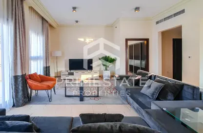 Apartment - 1 Bedroom - 2 Bathrooms for sale in West Bay - Doha