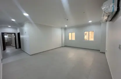 Apartment - 2 Bedrooms - 2 Bathrooms for rent in Al Muntazah Street - Al Muntazah - Doha